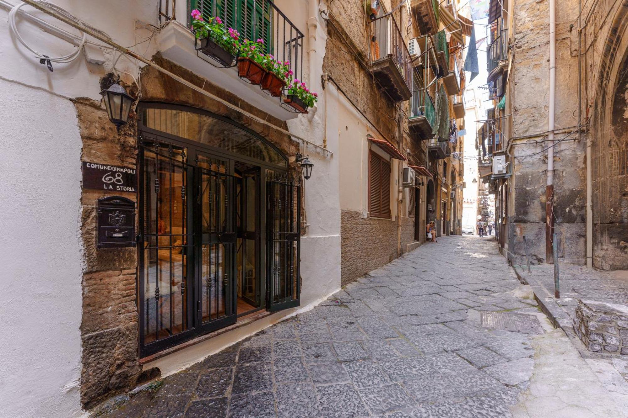 La Storia Apartment Naples Exterior photo